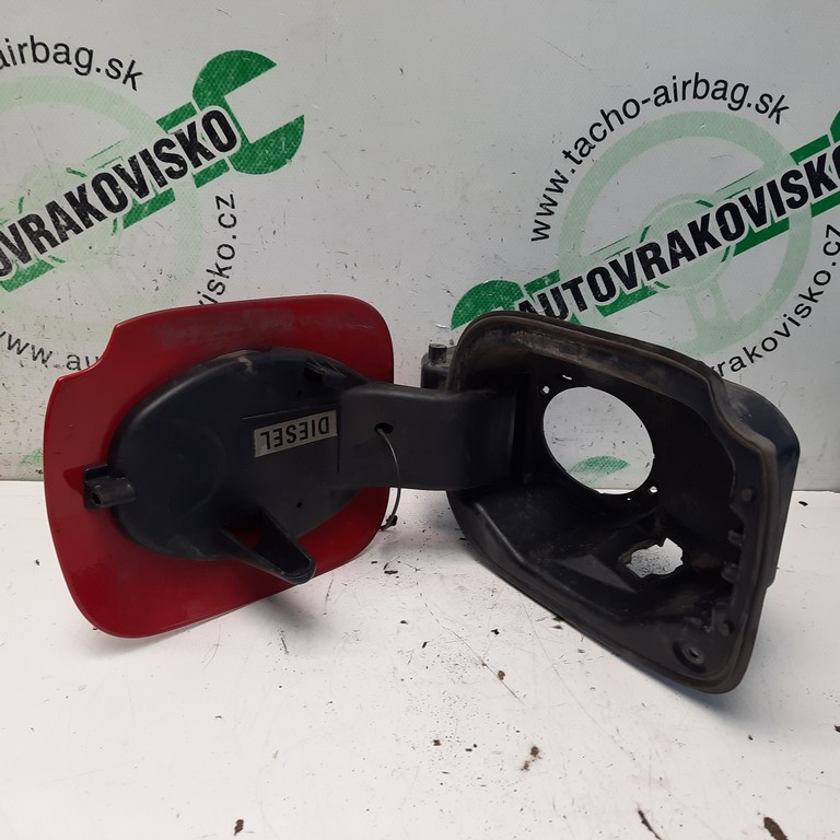Dvierka nádrže Renault Clio III HB 8200383466 8200290092