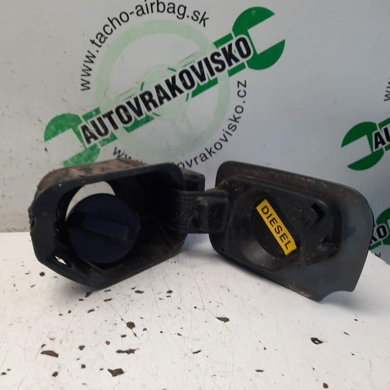 Dvierka nádrže Peugeot 407 sedan