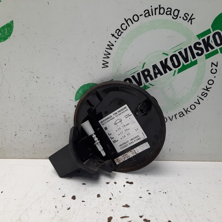 Dvierka nádrže Opel Corsa D 13183306