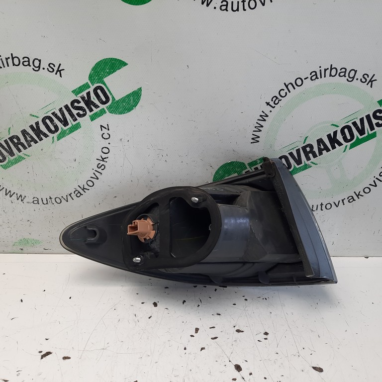 Zadné svetlo Mazda 6 combi pravé