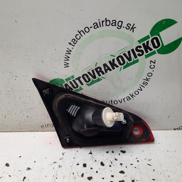 Zadné svetlo Mitsubishi Colt pravé 