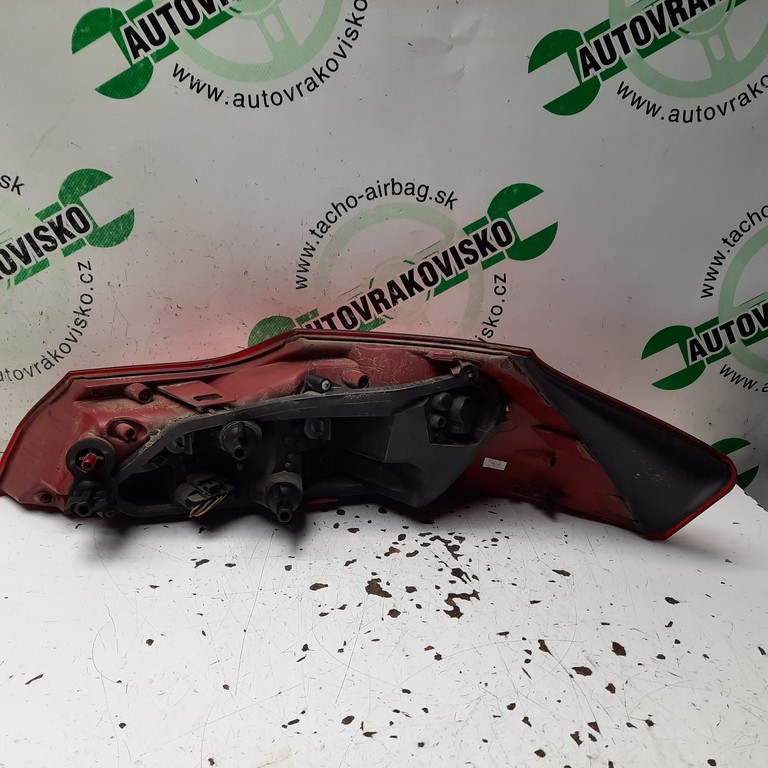Zadné svetlo Opel Insignia combi ľavé 13226858