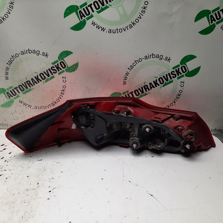 Zadné svetlo Opel Insignia combi pravé 13226857