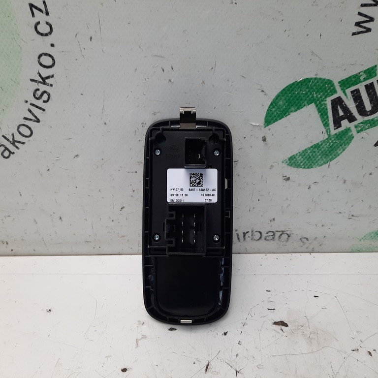 Vypínač okna vodič Ford Fiesta MK7 8A6T-14A132-AC 8A6T14A132AC