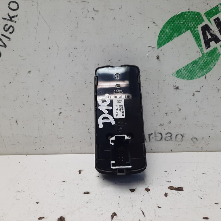 Vypínač okna vodič Opel Signum 09185954