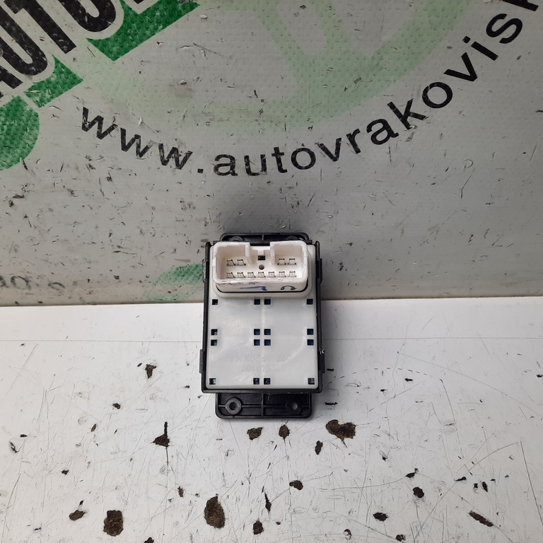 Vypínač okna vodič Hyundai i10 