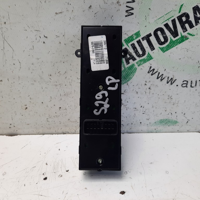 Vypínač okna vodič Kia Soul 93570-2K000 935702K000