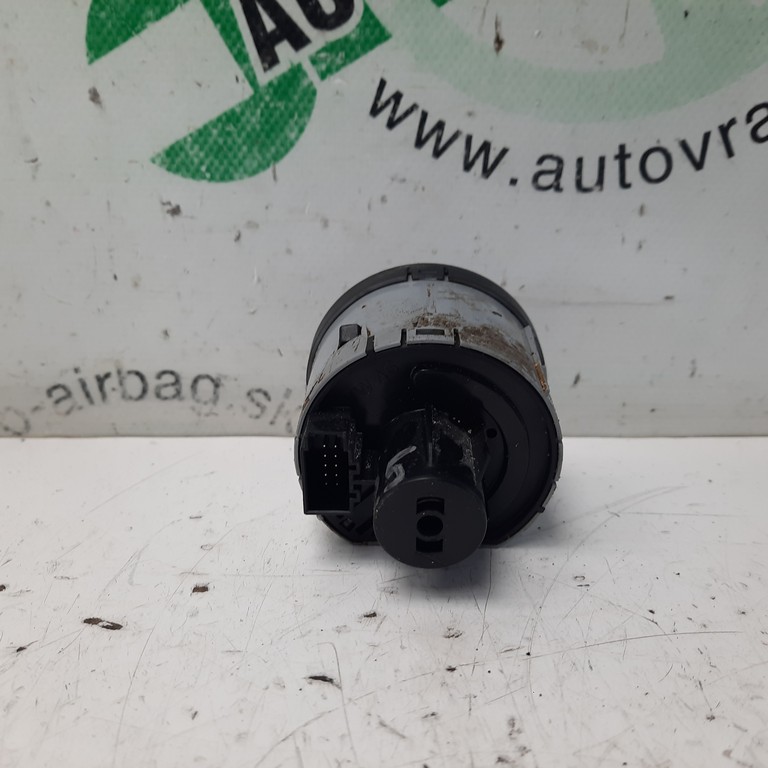 Vypínač svetiel Škoda Fabia III 5E0941431F