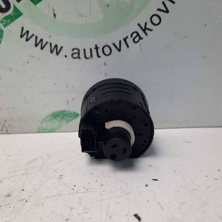 Vypínač svetiel Volkswagen Passat B6 1K0941431N