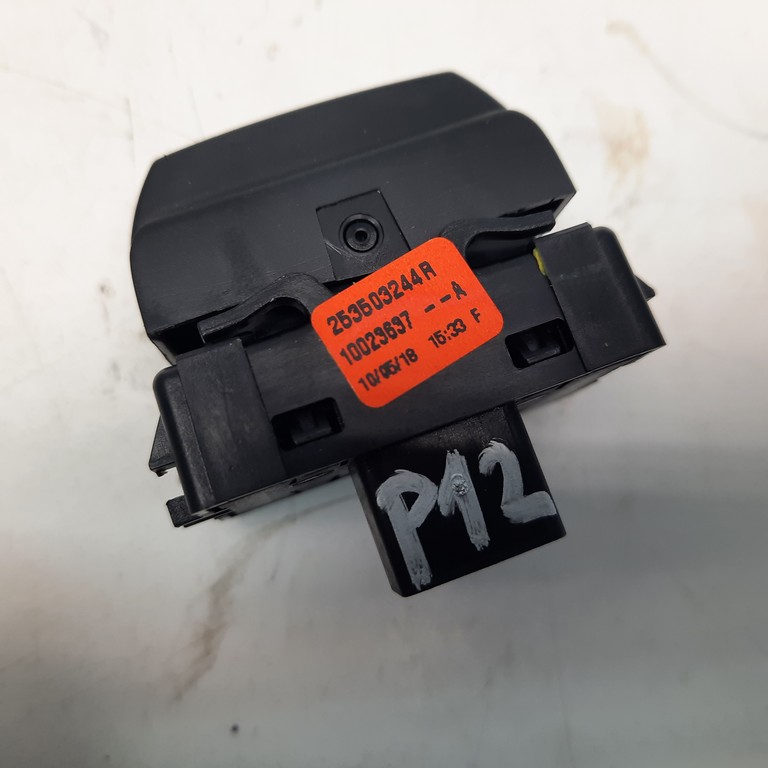 Vypínač vyhrievania zadného okna Dacia Dokker 253503244R 10023697