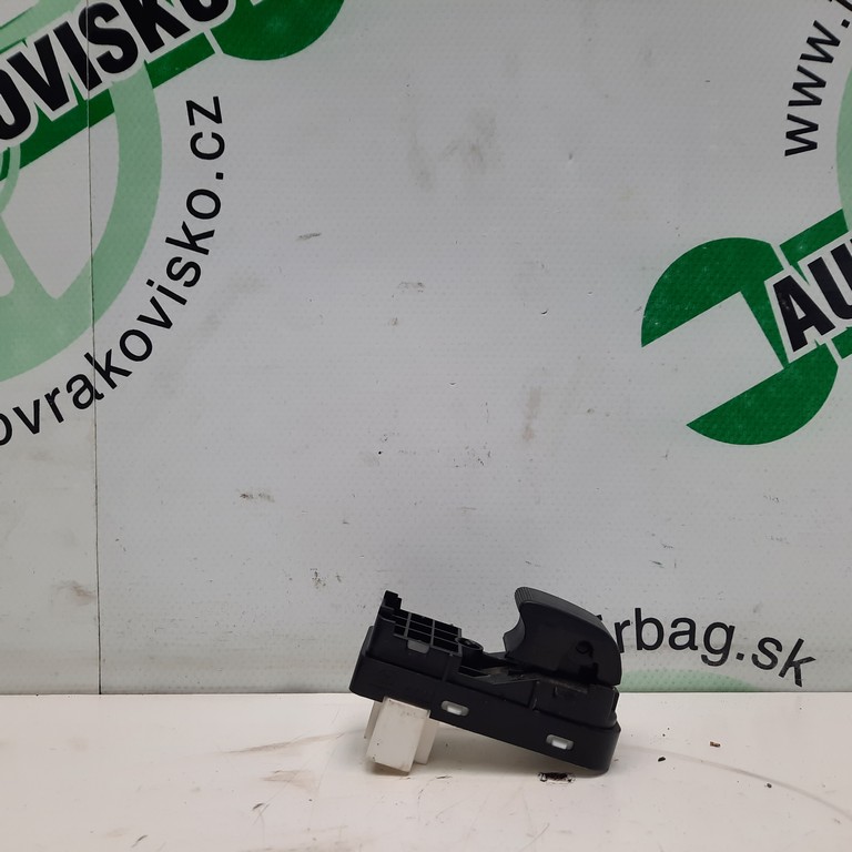 Vypínač okna PP, LZ, PZ Mazda 3