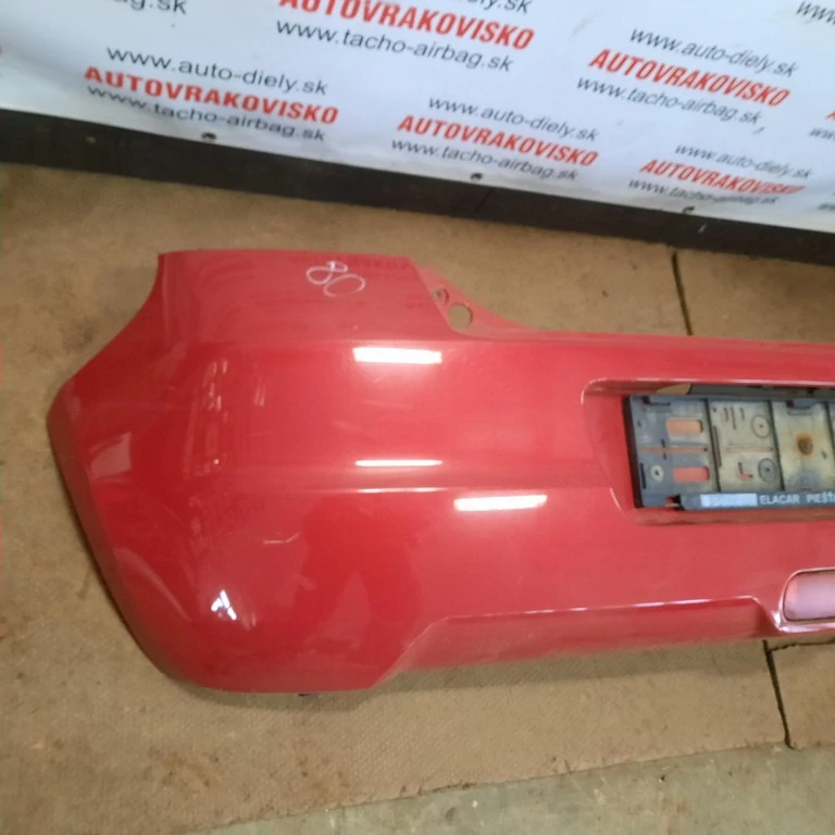 Nárazník zadný Suzuki Swift