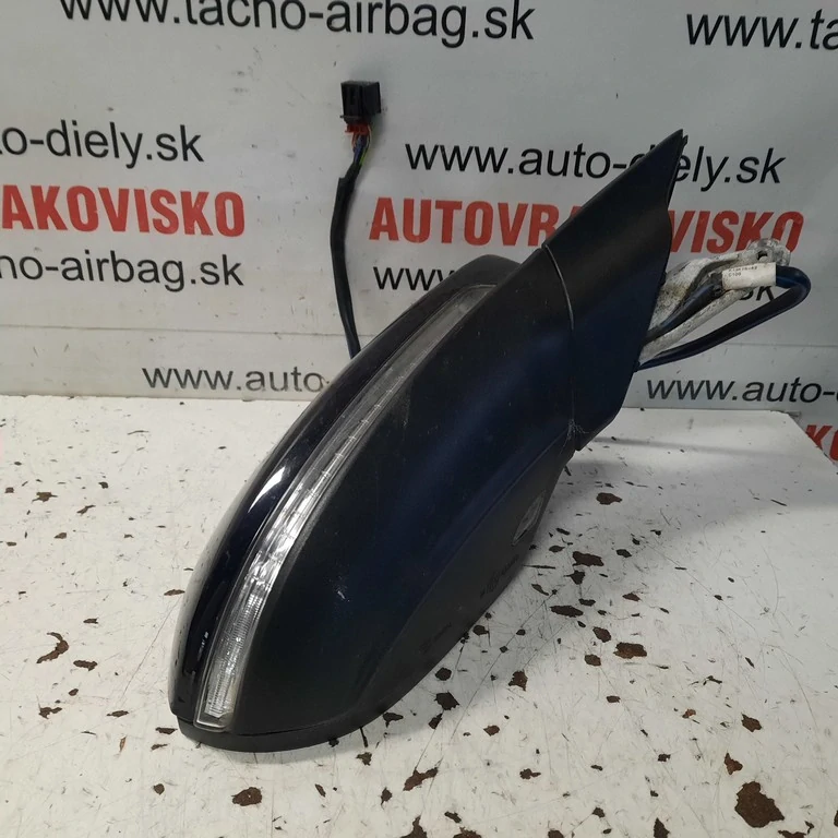 Spätné zrkadlo pravé Volkswagen Golf VII VC690808 13 pinov