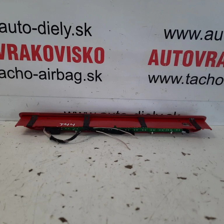 Brzdové svetlo Volkswagen Golf VII variant 5K0945087C