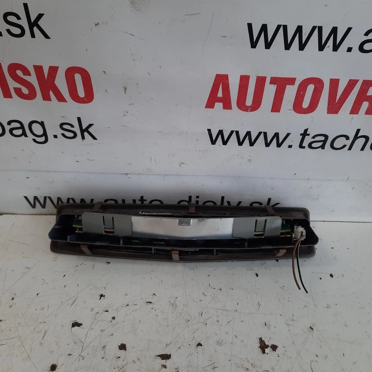 Brzdové svetlo Opel Astra H combi 13252463