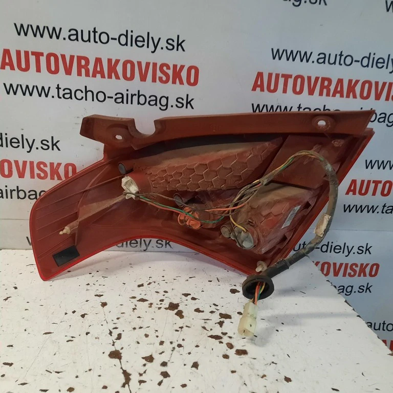 Zadné svetlo pravé Suzuki Swift