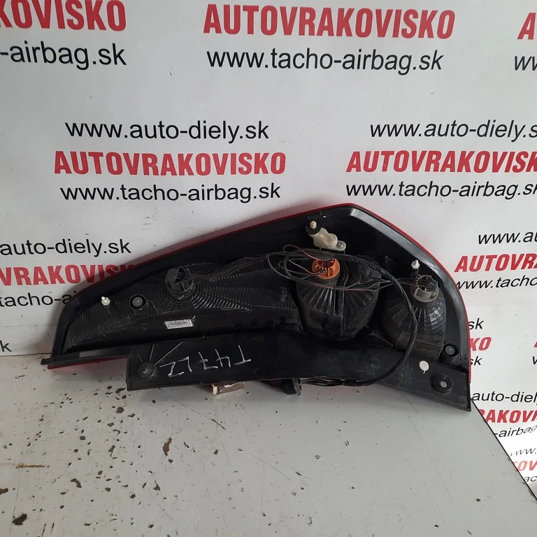 Zadné svetlo lavé Opel Agila B