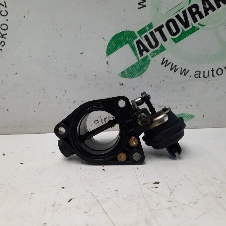 Škrtiaca klapka Renault Megane Grandtour II 1.9 DCI 11230195