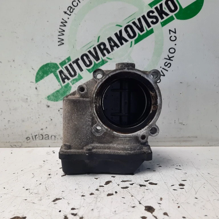 Škrtiaca klapka Škoda Octavia II 2.0 TSI 06F133062J