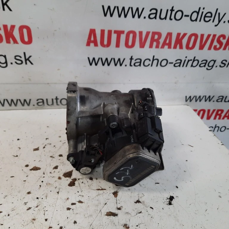 Škrtiaca klapka EGR ventil Mercedes A W169 2.0 CDi A6400901470