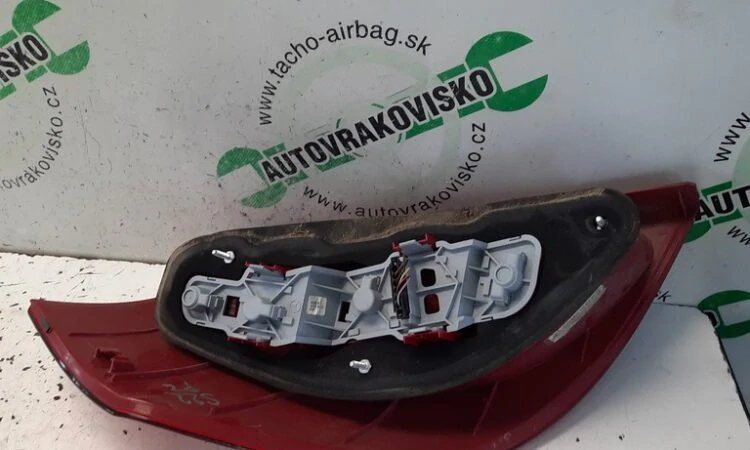 Zadné svetlo Mercedes A W169 pravé