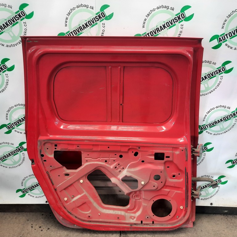 Ľavé zadné dvere Dacia Logan 