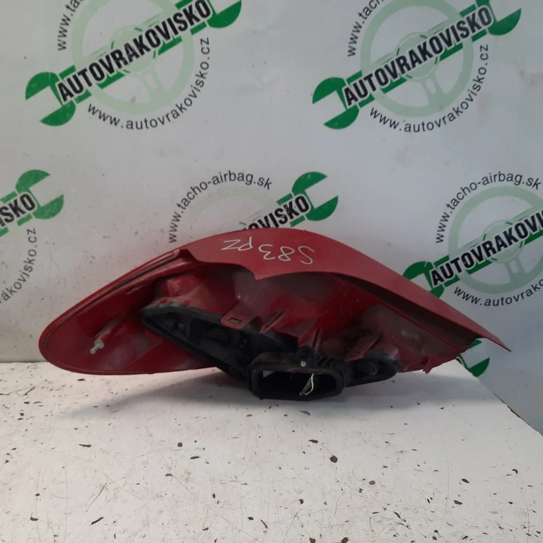 Zadné svetlo Peugeot 207 HB pravé
