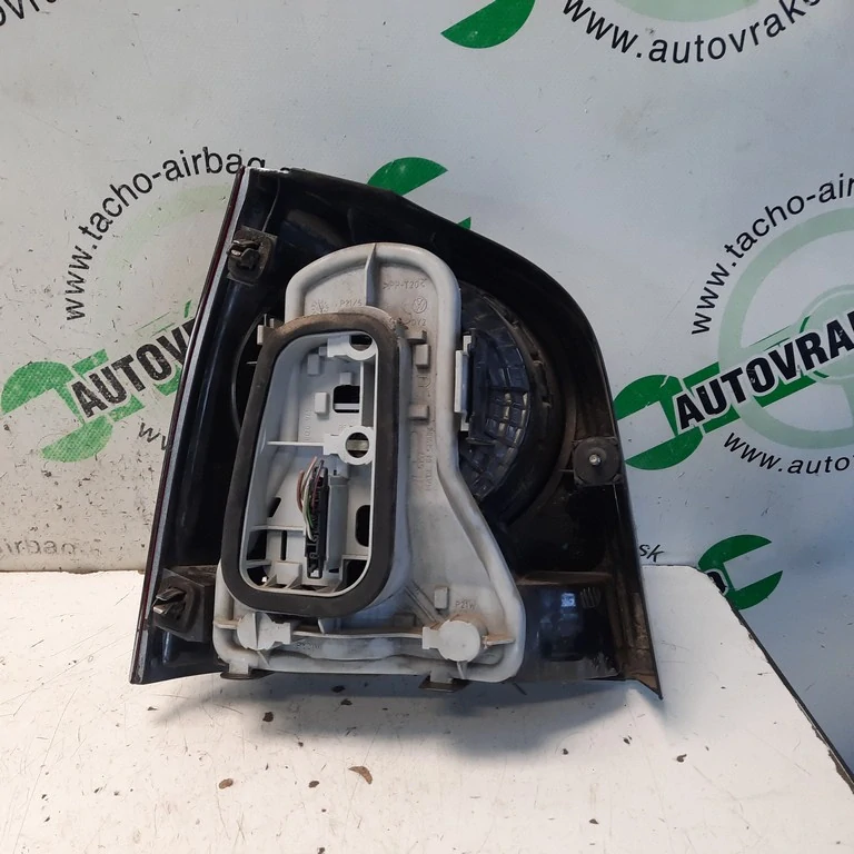 Zadné svetlo Volkswagen Polo pravé