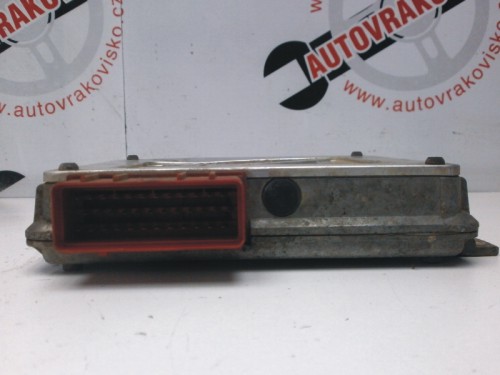 Riadiaca jednotka motora Honda Civic VI 2.0 TD MSB100680