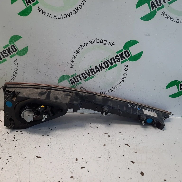 Zadné svetlo Renault Megane IV Grandtour pravé 265507555R