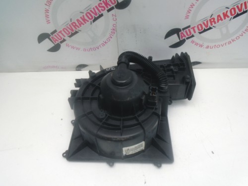 Motorček kúrenia Nissan Primera 27200AV609