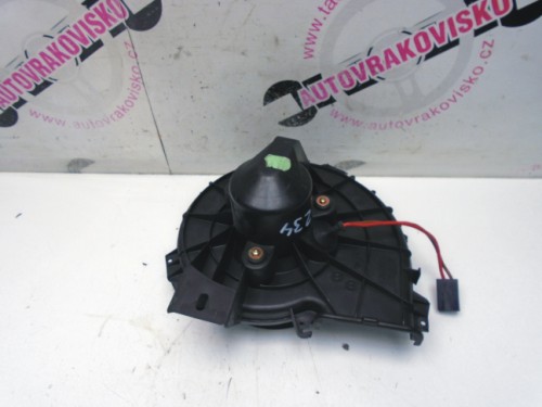 Motorček kúrenia Opel Corsa C 90535114