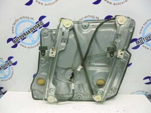 Sťahovanie okna Nissan Primera LP 80771-AV611
