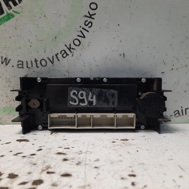 Ovládaš kúrenia Škoda Superb I 