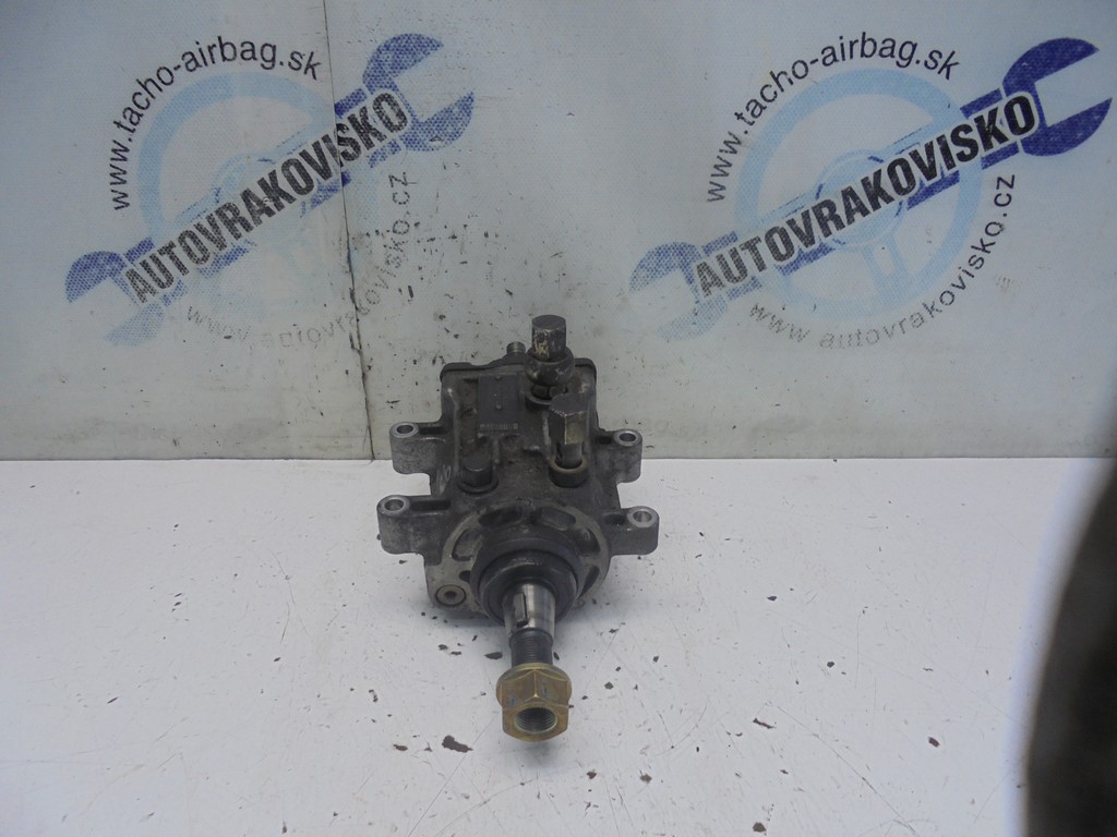 Vstrekovacie čerpadlo Opel Vectra C 3.0 CDTi 8-97228919-4