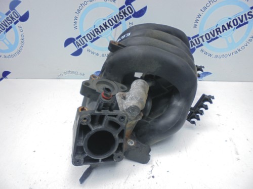 Sacie potrubie Ford Focus 1.4 16V