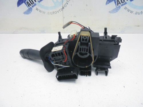 Prepínacia páčka Renault Kangoo 7700308737