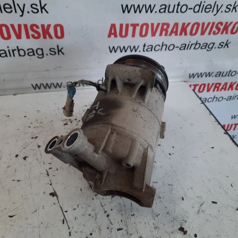 Kompresor klimatizácie Opel Astra H 1.9 CDTI 191206638 STARLINE
