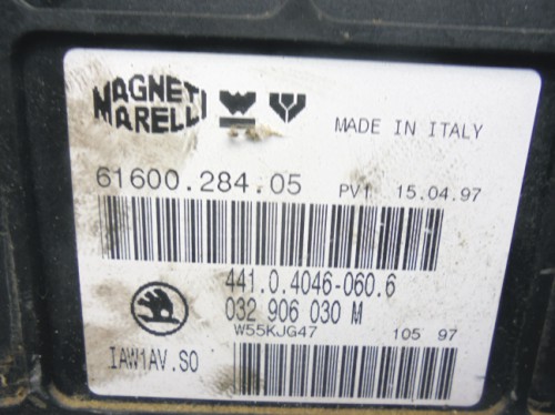 Riadiaca jednotka motora Skoda Felicia 1.6 032906030M