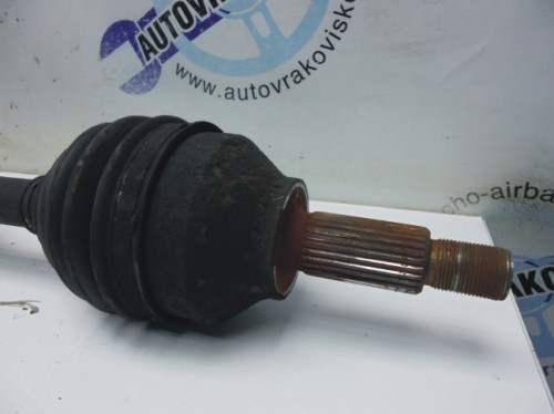 Poloos pravá Ford Mondeo III 2.0 TDDi