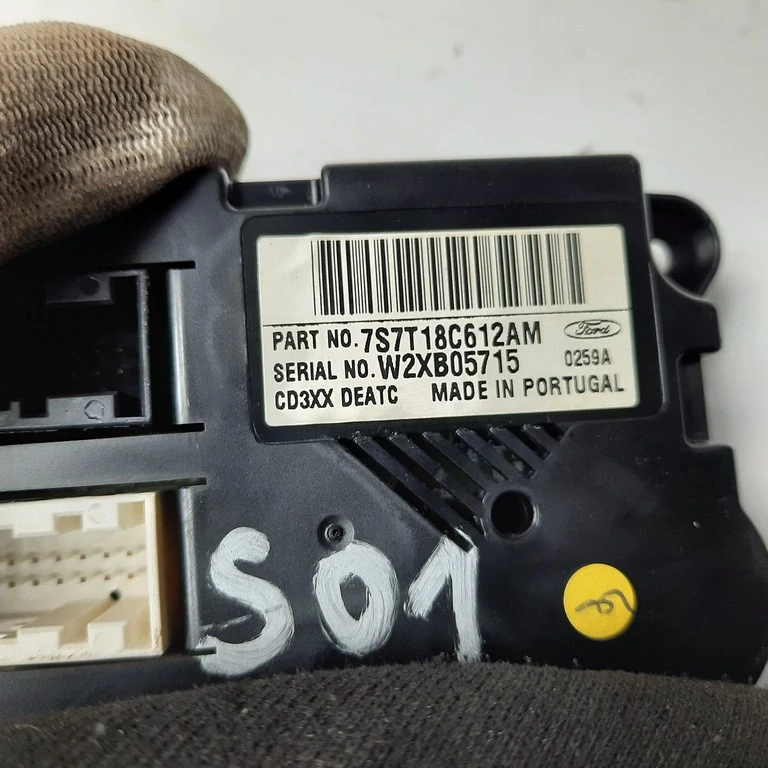 Ovládač kúrenia Ford Mondeo MK4 7S7T18C612AM