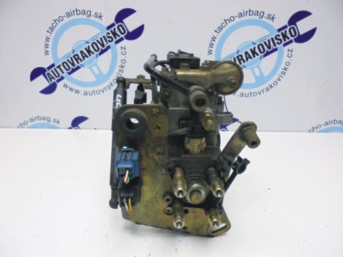 Vstrekovacie čerpadlo Peugeot 306 1.9 D 0460494467