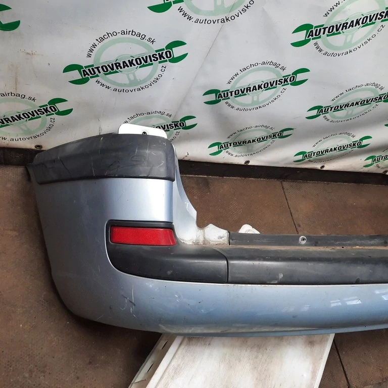 Nárazník zadný Peugeot 807