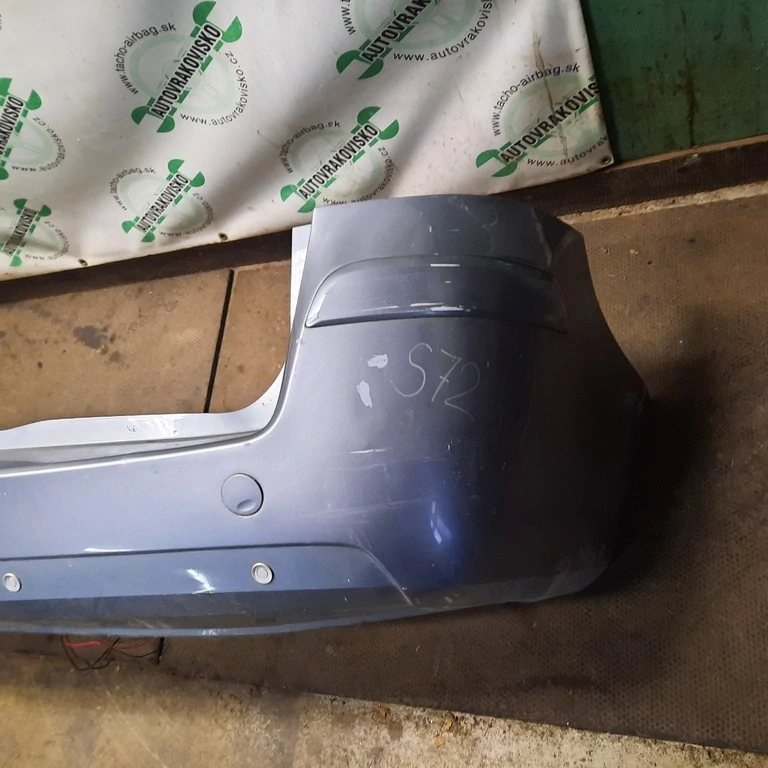 Nárazník zadný Opel Zafira B komplet s pdc