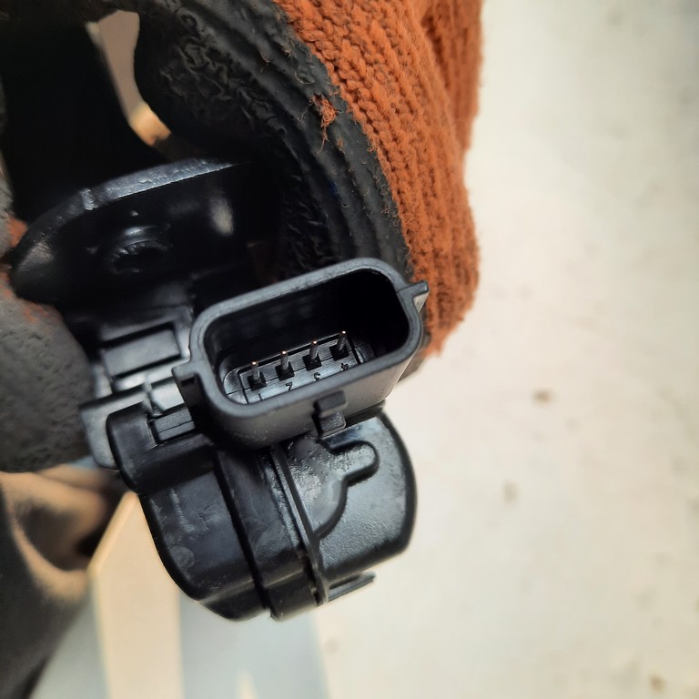 Zámok 5 dvere kufor Renault Fluence 90503003R 40507161