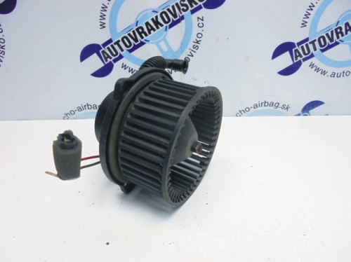Motorček kúrenia Hyundai Lantra II 97116-24951