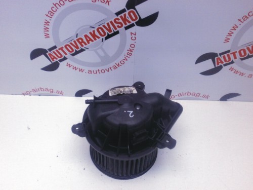 Motorček kúrenia Peugeot Partner Box N030840S
