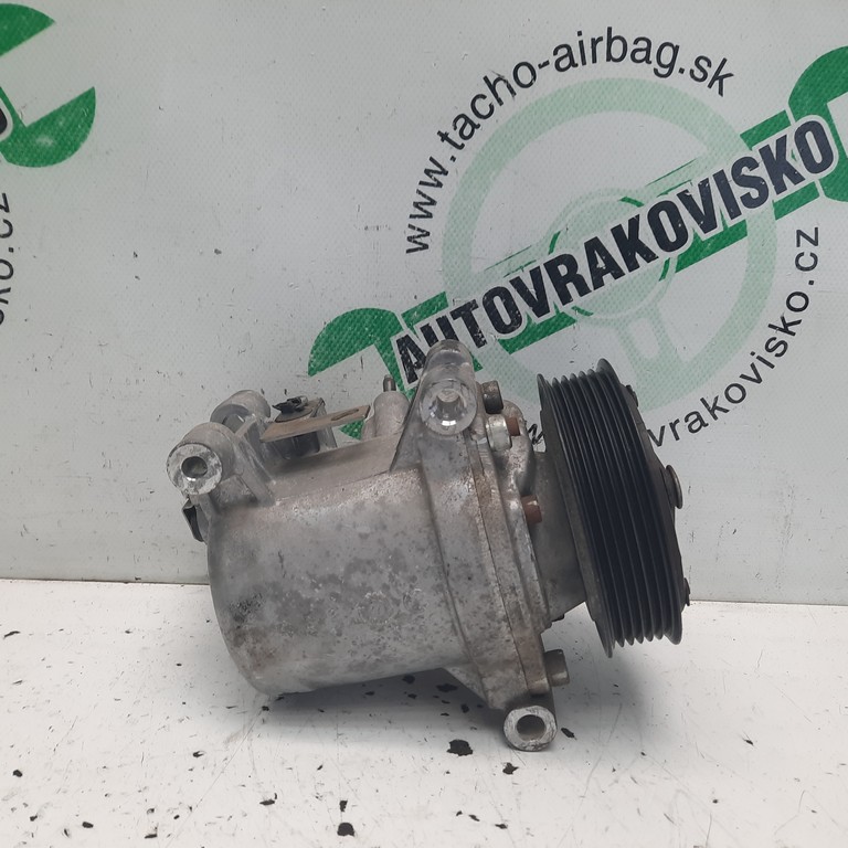 Klímový kompresor Peugeot 301 9814865380