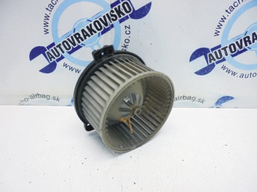 Motorček kúrenia  Toyota Avensis 194000-0252