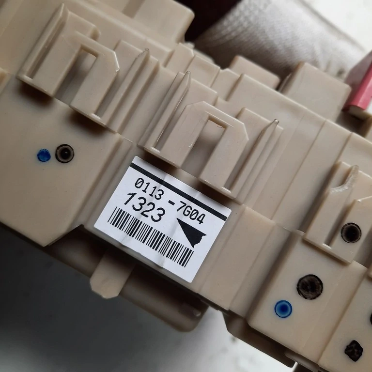 Poistková skrinka Toyota Verso 82730-0F280